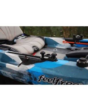 Platform for fishfinder and optional equipment with mount kit for C-shaped track